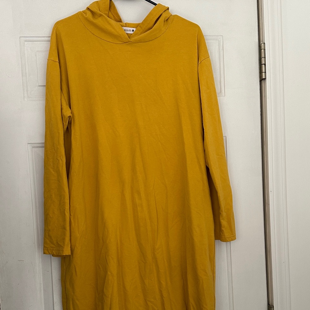 Hooded nuggles dress